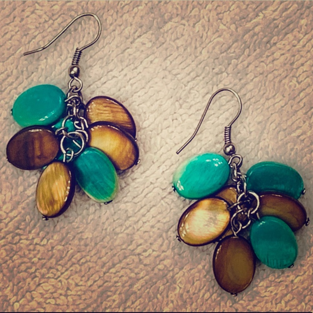 Dangling Earrings, Excellent Condition